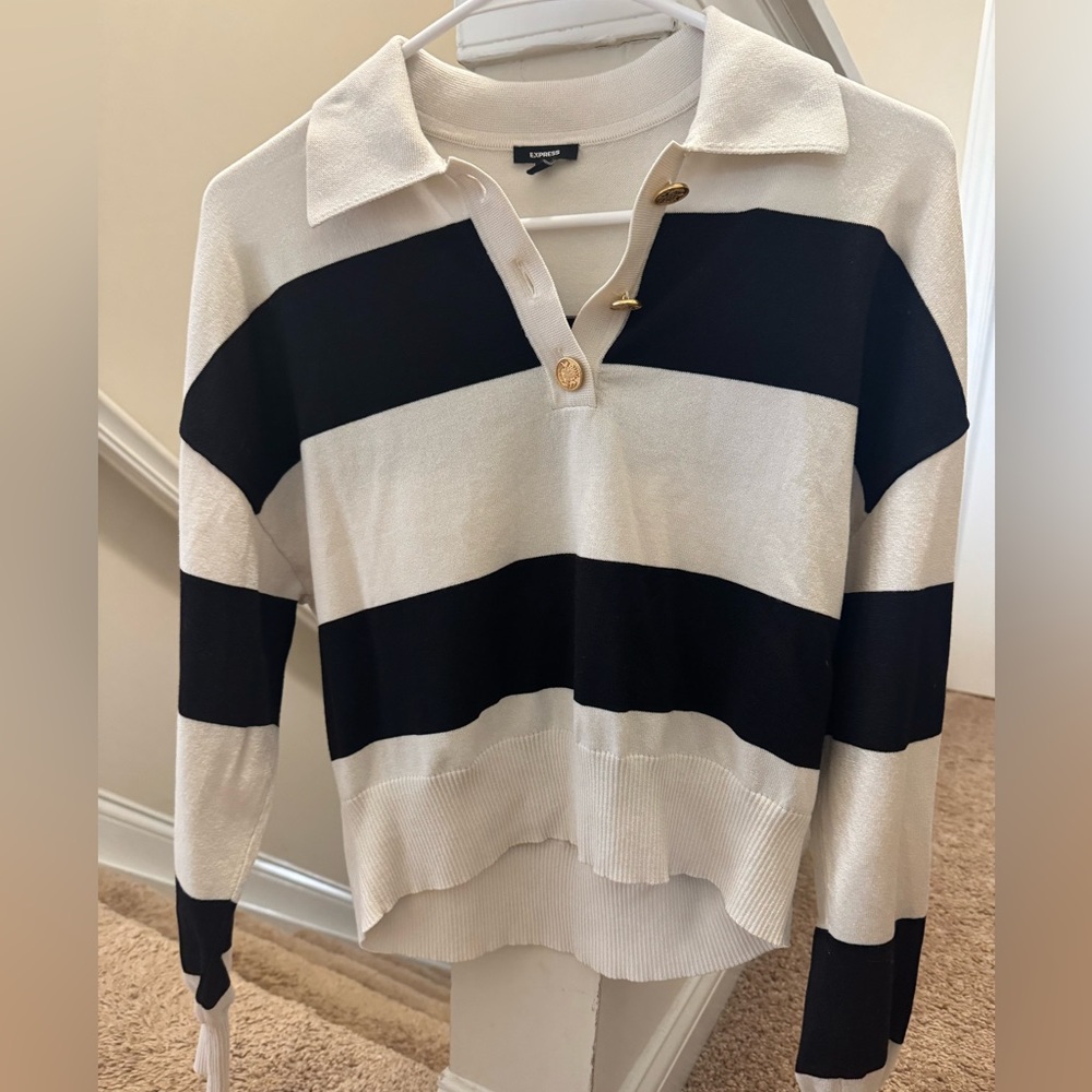 Express Women's Black and White Striped Polo Sweater